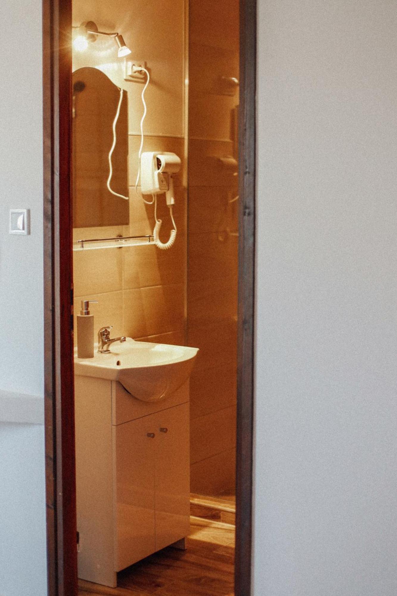 Megnyugtat-Lak Apartmanhaz Demjen Luaran gambar