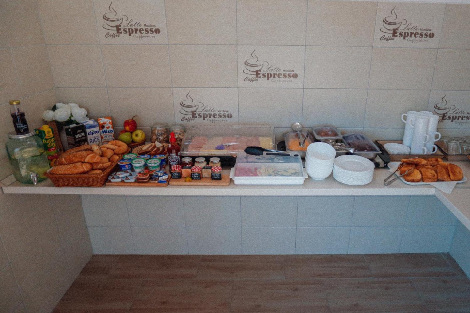 Megnyugtat-Lak Apartmanhaz Demjen Luaran gambar